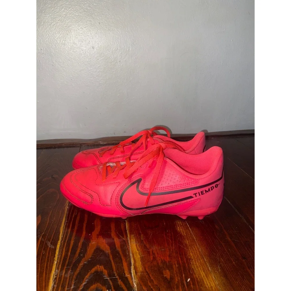 Nike Tiempo Legend 9 Club FG MG Kid Soccer Cleats Bright Pink 4Y Sporty Athletic